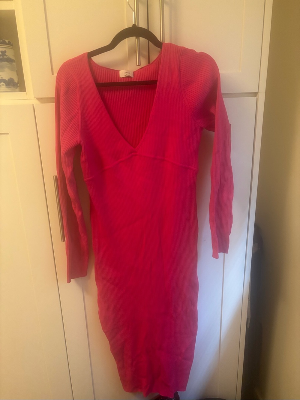 Wilfred Hot Pink Ribbed V-Neck Long Sleeve Dress
